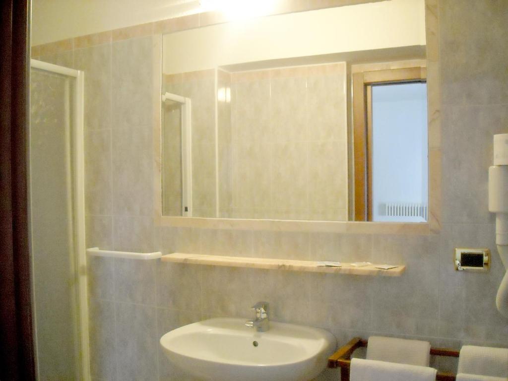 Hotel Faedo Pineta Chambre photo